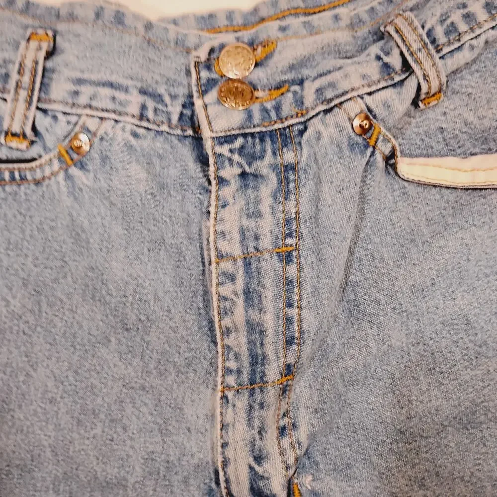 VTG Sostanza Contemporary Apparel Women’s Cuffed Jean Shorts Size 7/8 Y2K 27" - Picture 3 of 7